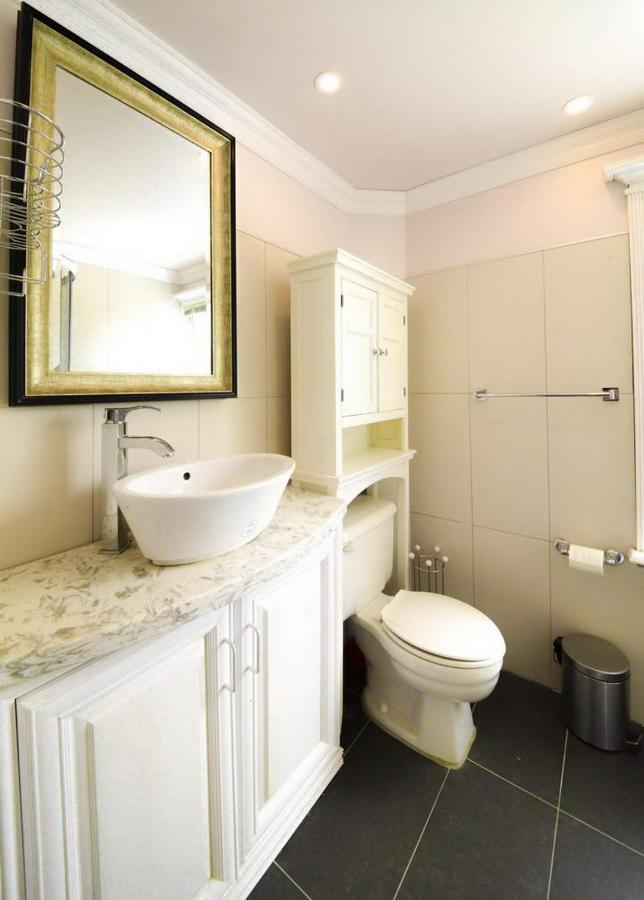 Salmon Magwood Guesthouse Τορόντο Εξωτερικό φωτογραφία